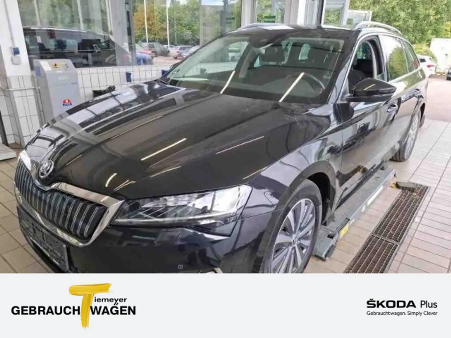 Skoda Superb Combi iV STYLE AHK VIRTUAL LED KAMERA Schwarz - 1