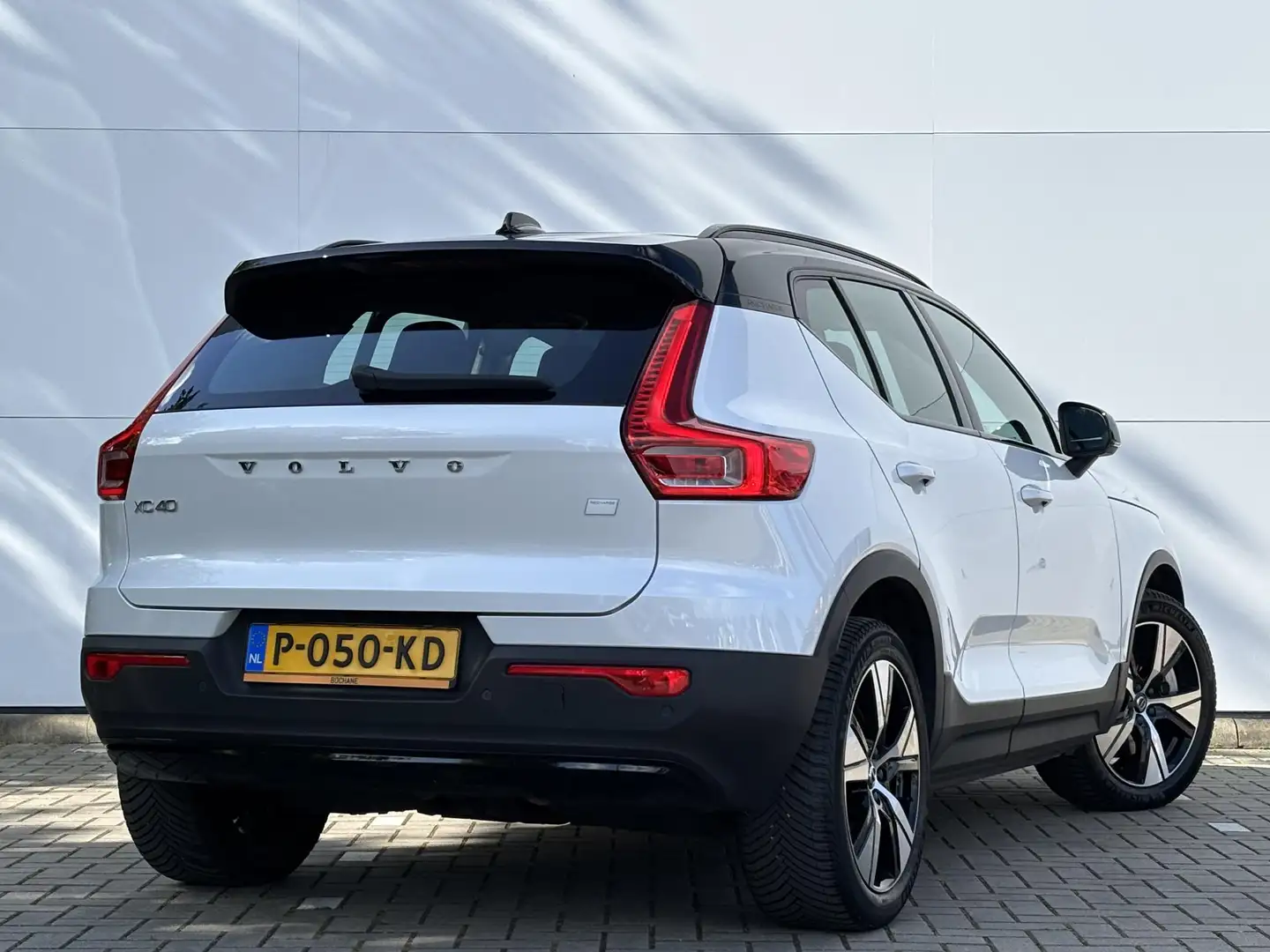 Volvo XC40 Recharge Plus | Trekhaak | 360 camera | Blanc - 2