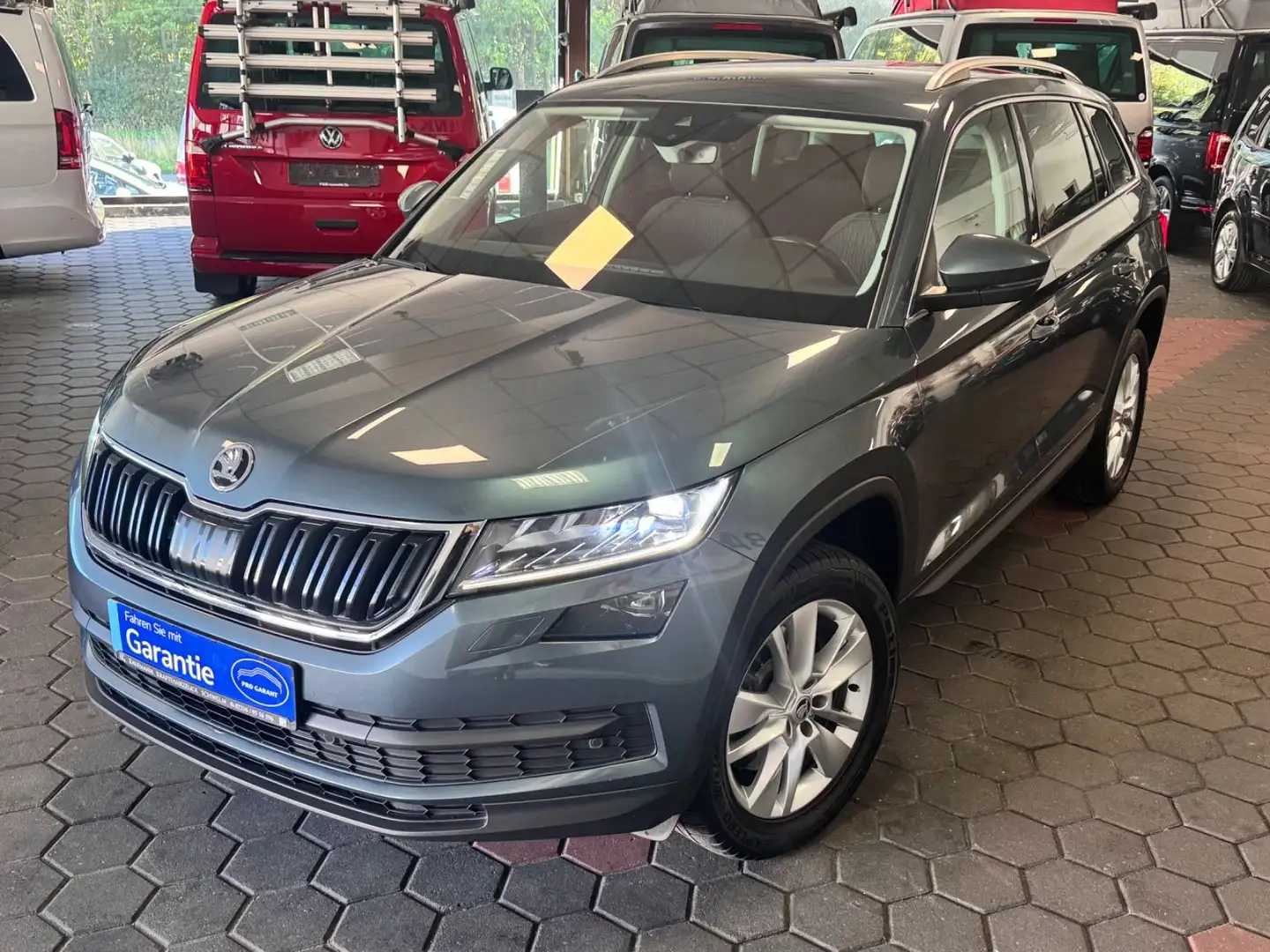 Skoda Kodiaq Style 4x4*DSG*LED*NAVI*CARPLAY*AHK Grau - 1