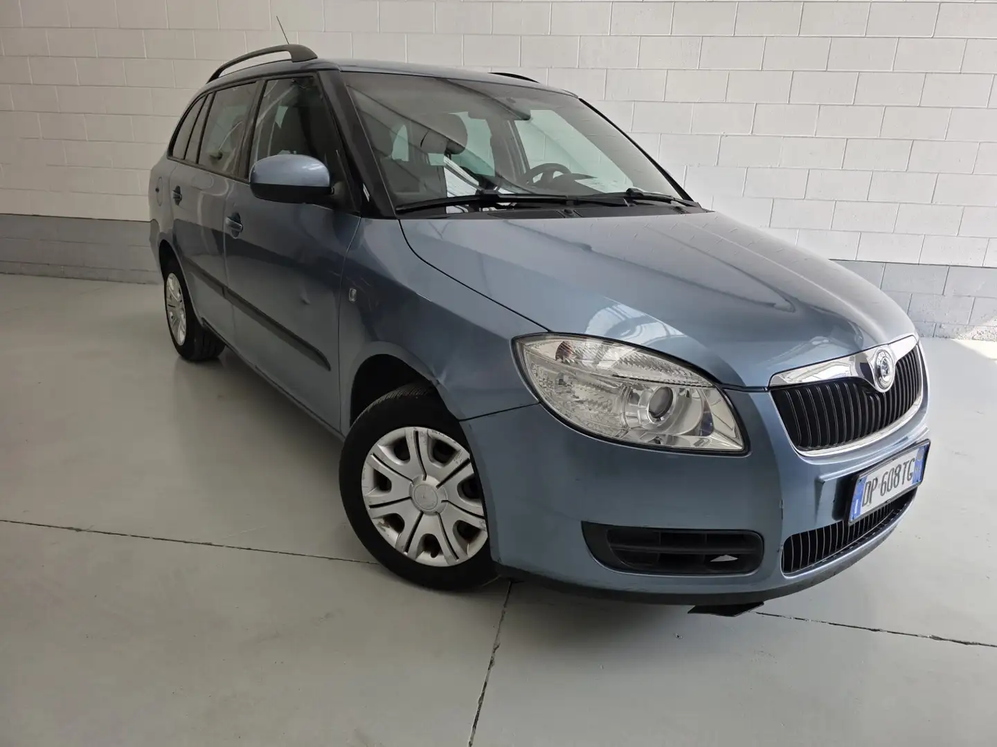 Skoda Fabia 1.4 Wagon Comfort GP Line Blu/Azzurro - 2