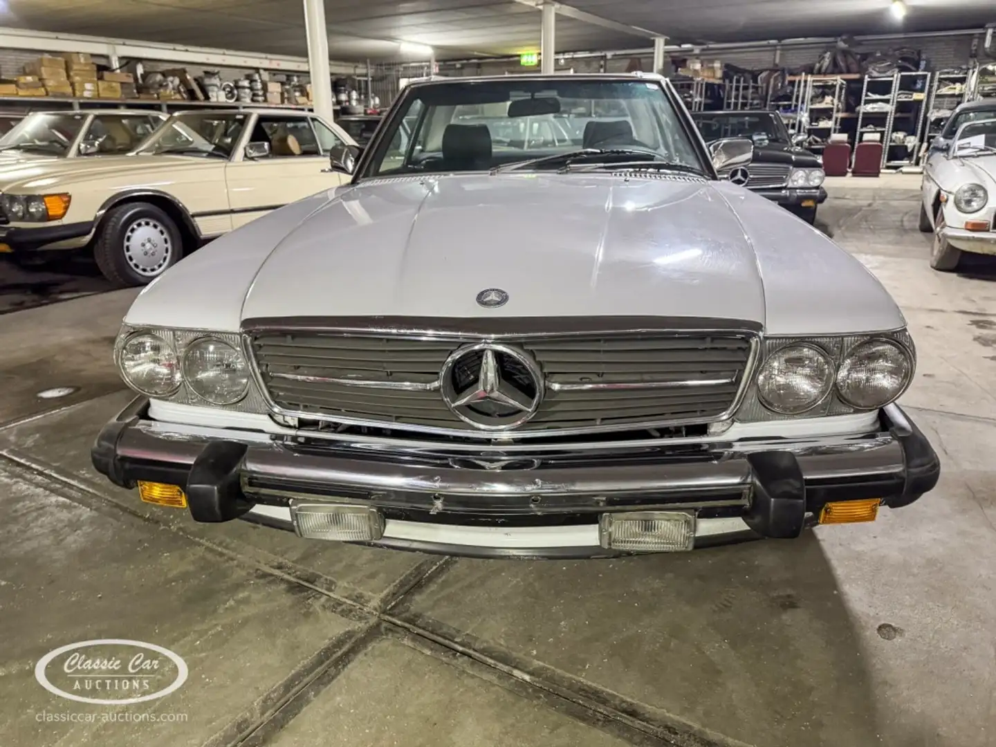 Mercedes-Benz 560 - ONLINE AUCTION Alb - 2
