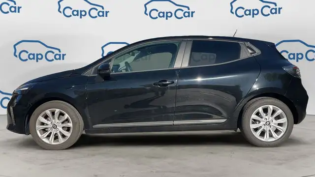 Renault Clio view 2