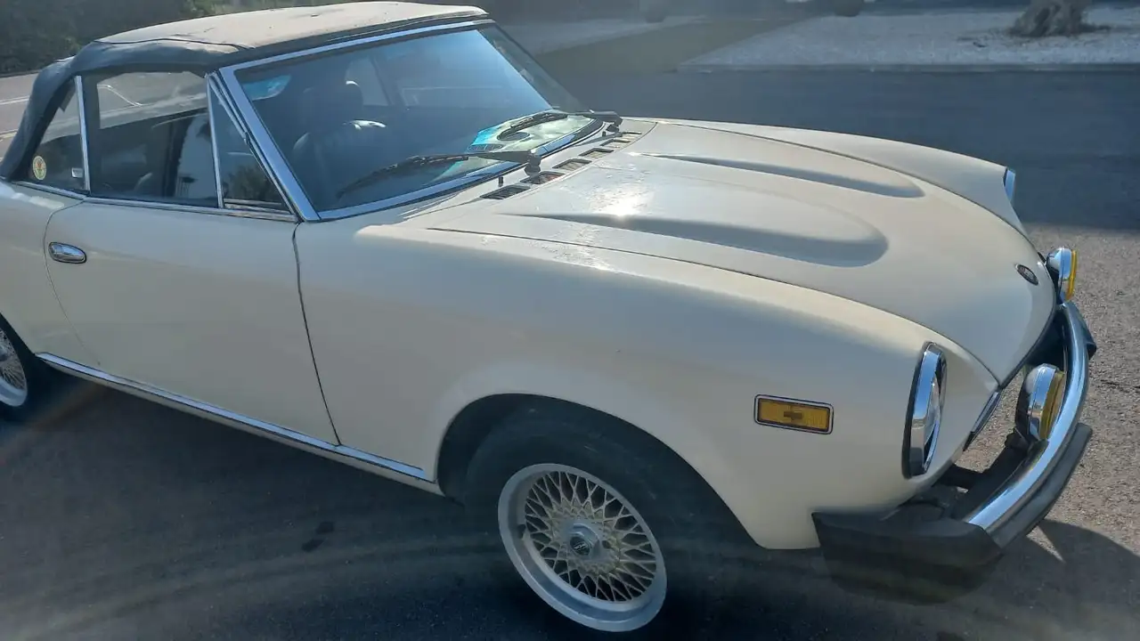 Fiat 124 Spider America, foto 2