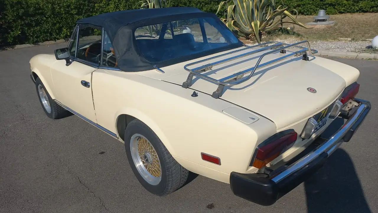 Fiat 124 Spider America, foto 4