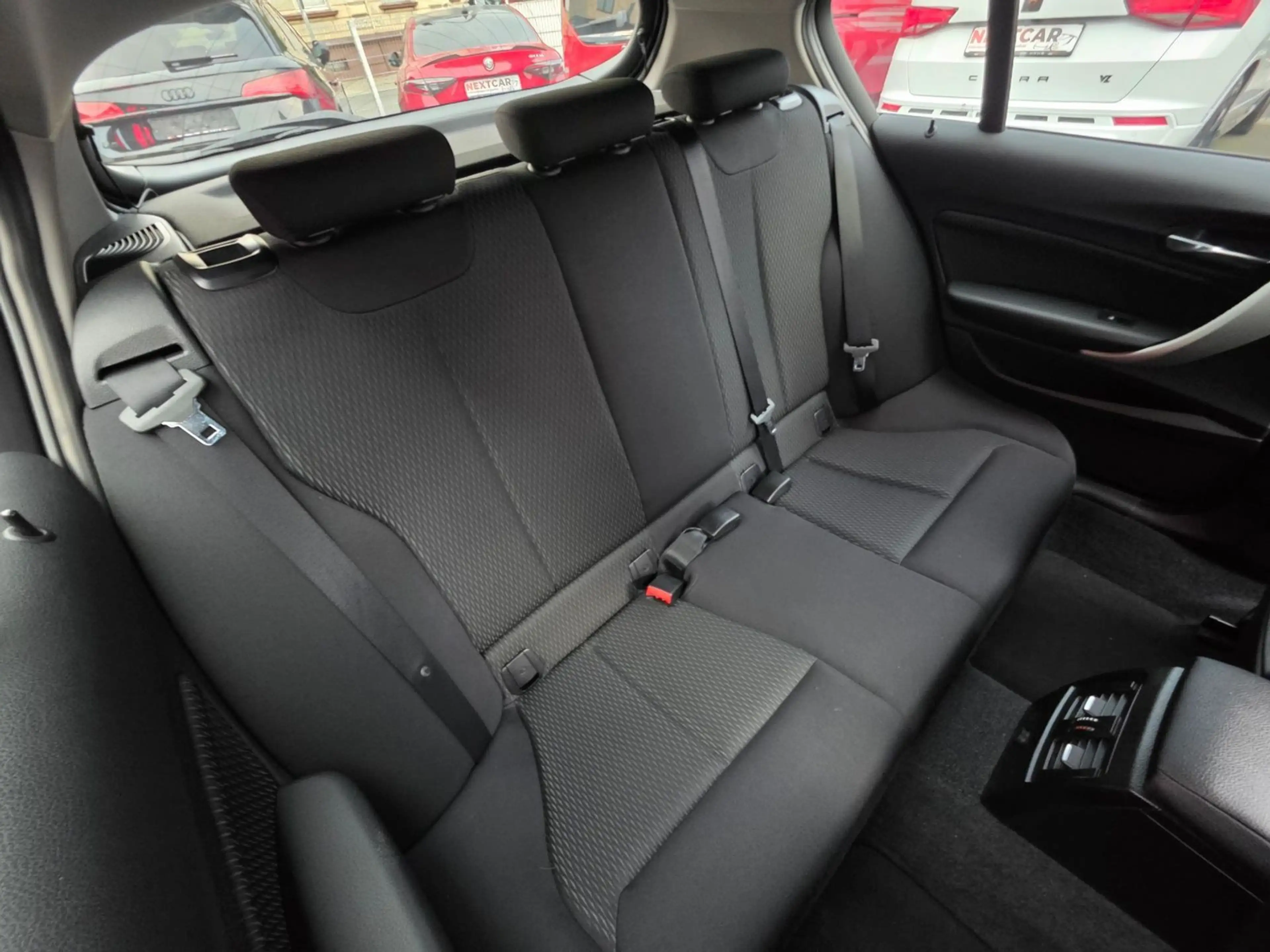 BMW 118 i|Automatik|PDC|SHZ|Klima|Tempomat|Advantage — photo 12