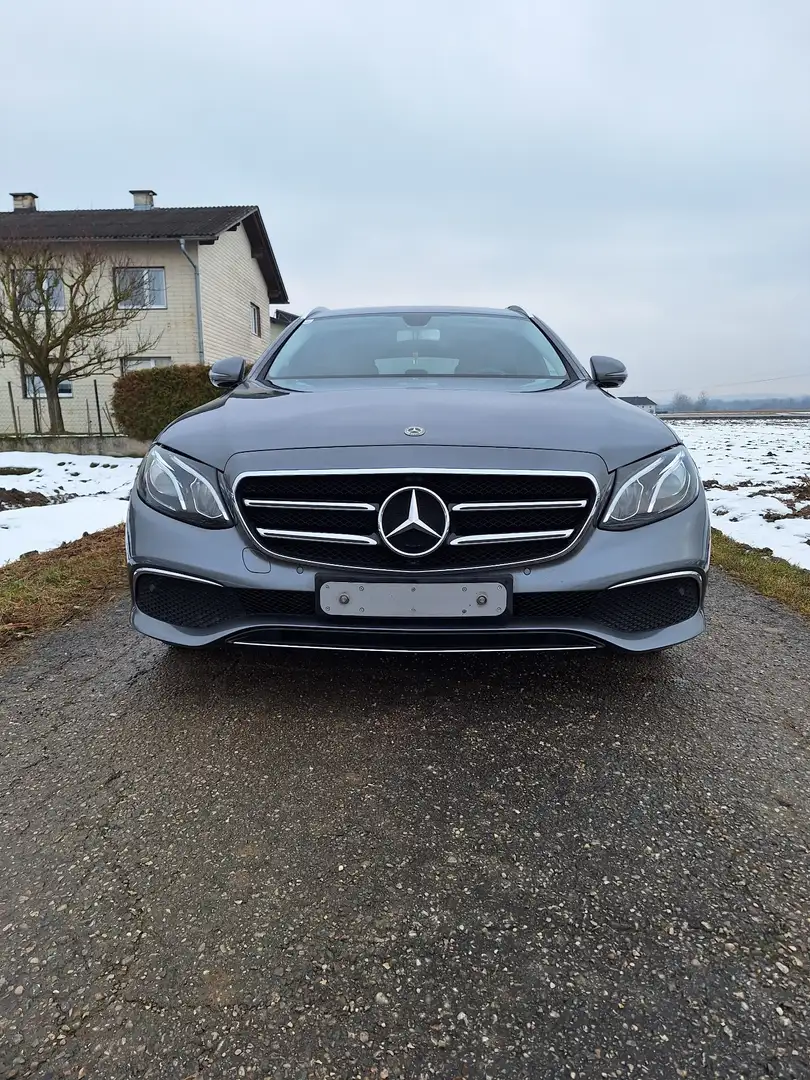 Mercedes-Benz E 220 d T Austria Edition Aut. - 1