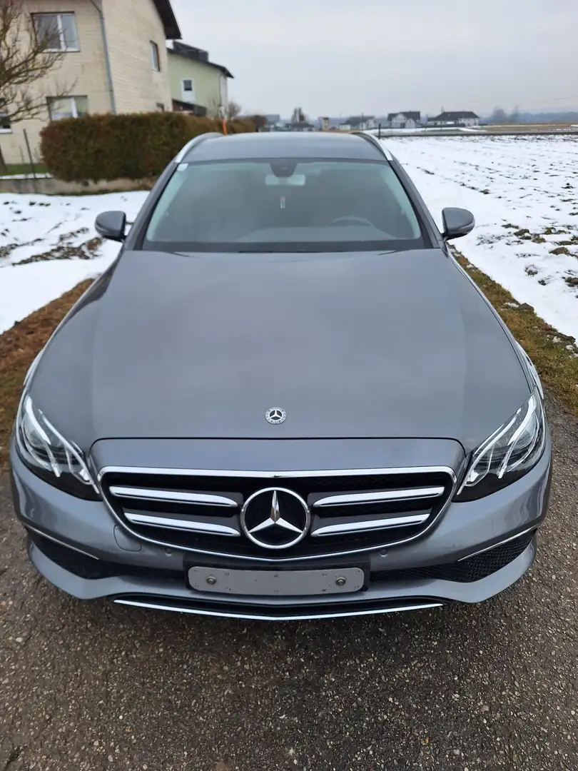 Mercedes-Benz E 220 d T Austria Edition Aut. - 2
