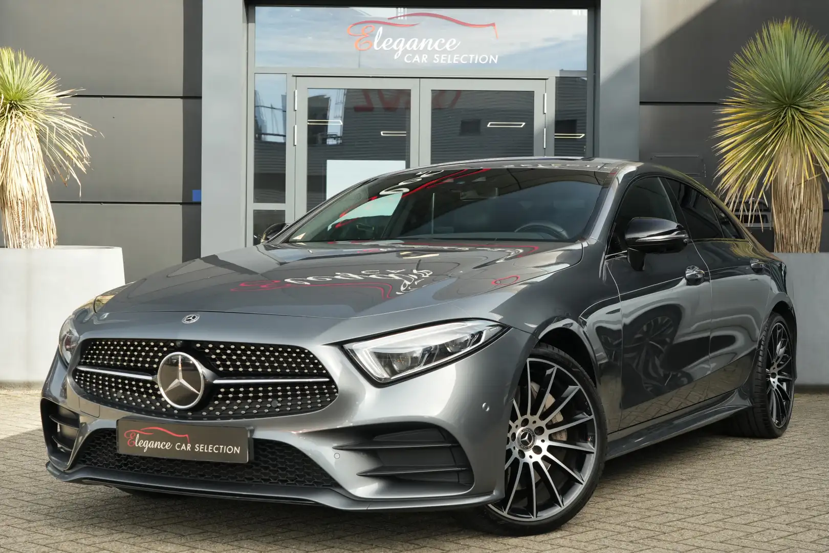 Mercedes-Benz CLS 450 4MATIC Premium Plus 367pk Panoramadak/Burmester/36 Gris - 1