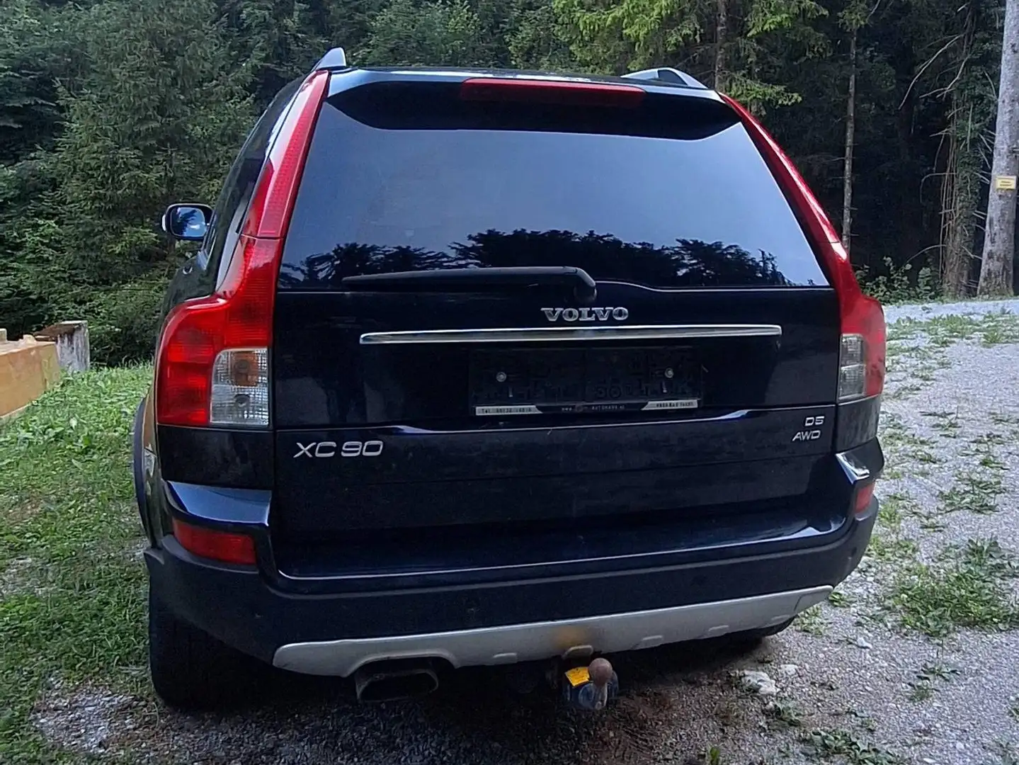 Volvo XC90 XC90 D5 A Executive Geartronic Executive Schwarz - 2