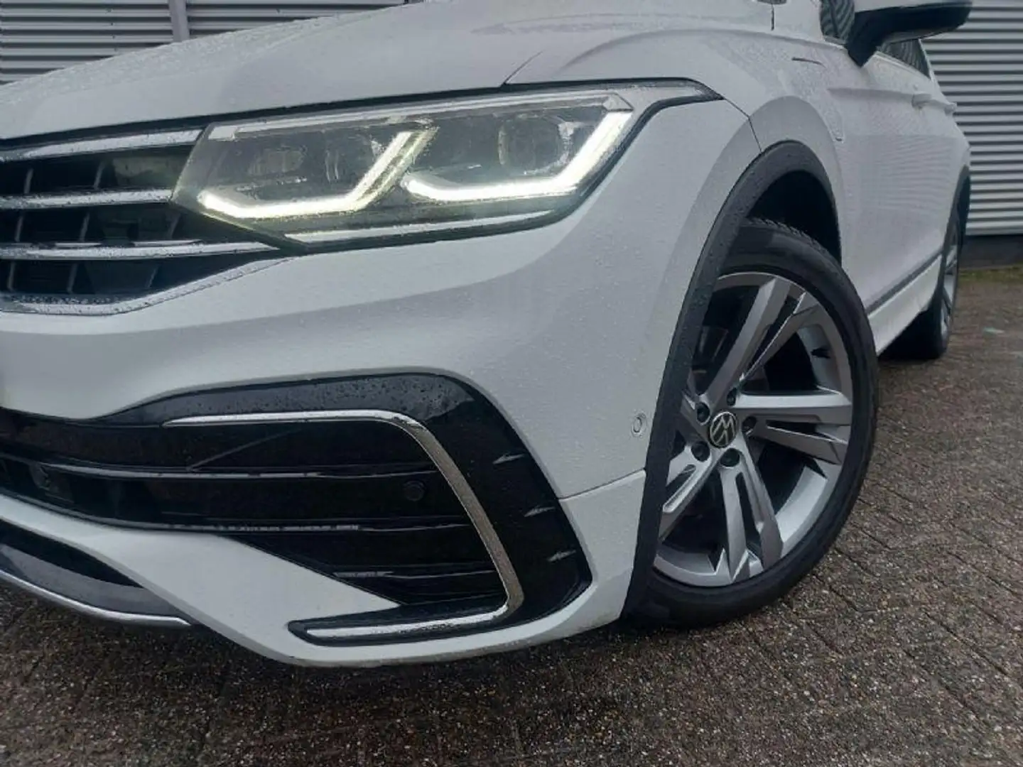 Volkswagen Tiguan 1.4 TSI eHybrid R-Line 245PK Business+,Automaat Blanc - 2