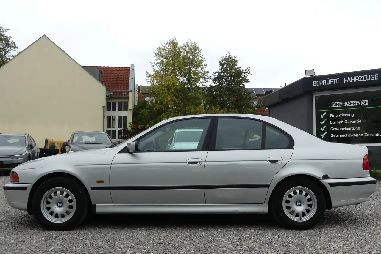 BMW 520 5er 520i*KLIMAAUTO.*PDC*SR*WR*1 HAND*SCHECKHEFT*, foto 11