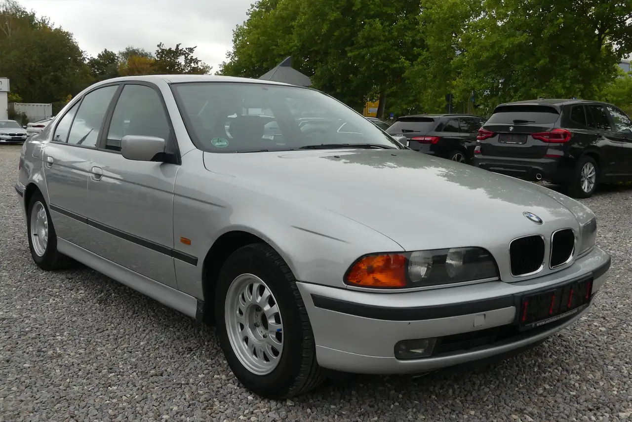BMW 520 5er 520i*KLIMAAUTO.*PDC*SR*WR*1 HAND*SCHECKHEFT*, foto 3