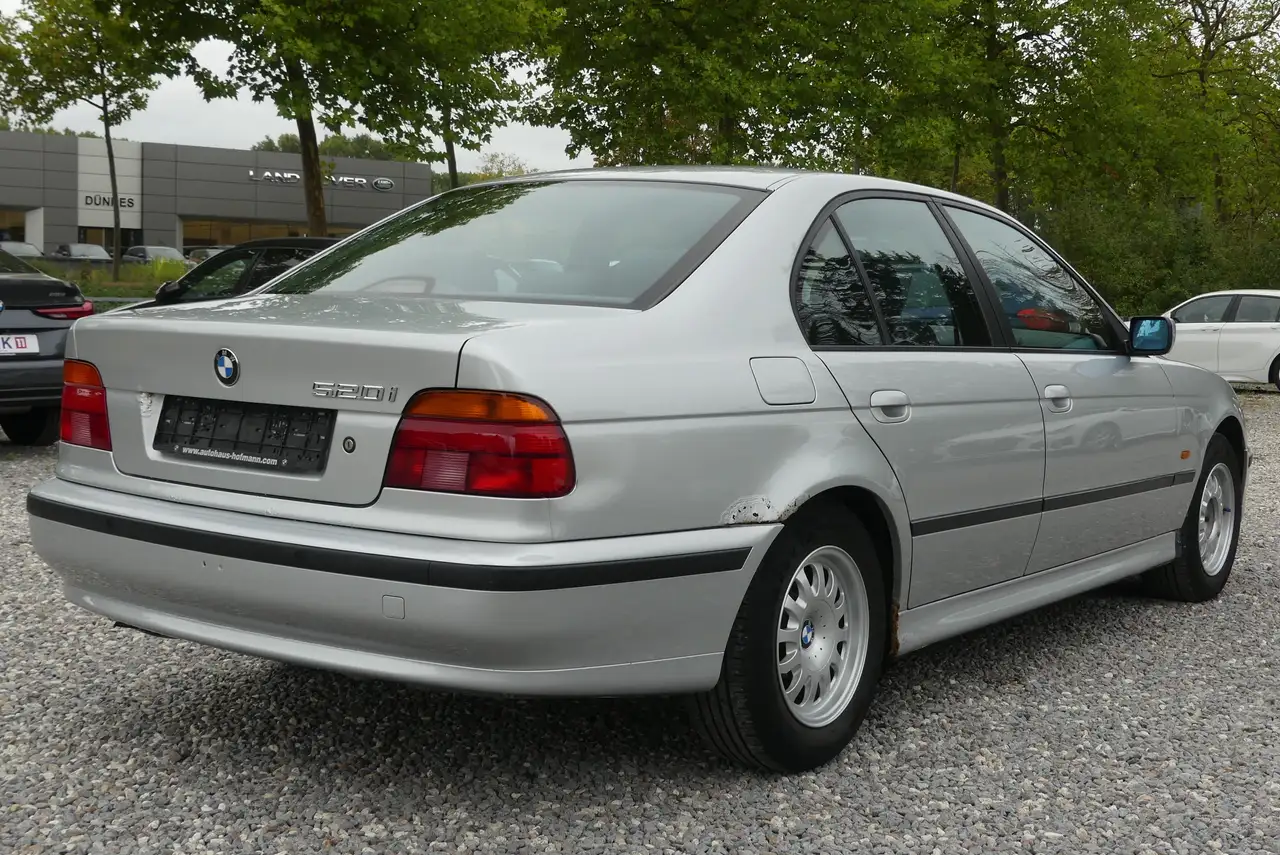 BMW 520 5er 520i*KLIMAAUTO.*PDC*SR*WR*1 HAND*SCHECKHEFT*, foto 7
