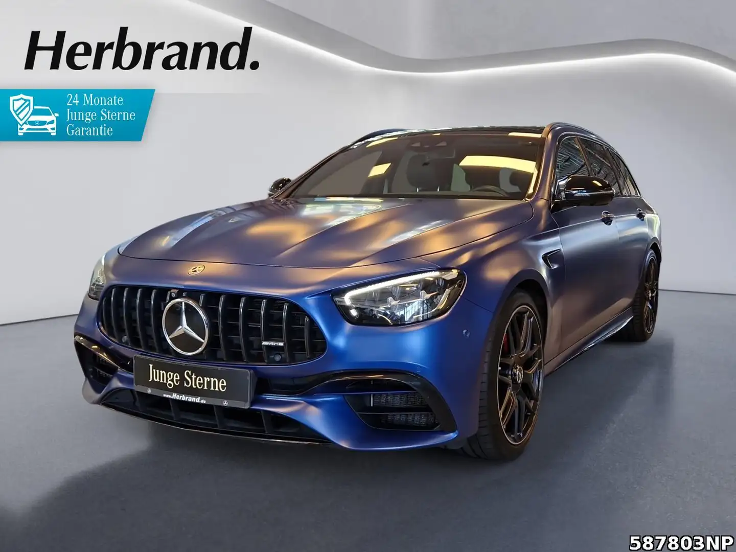 Mercedes-Benz E 63 AMG T S 4matic+ Standheizung Pano Abgas LED Blau - 1