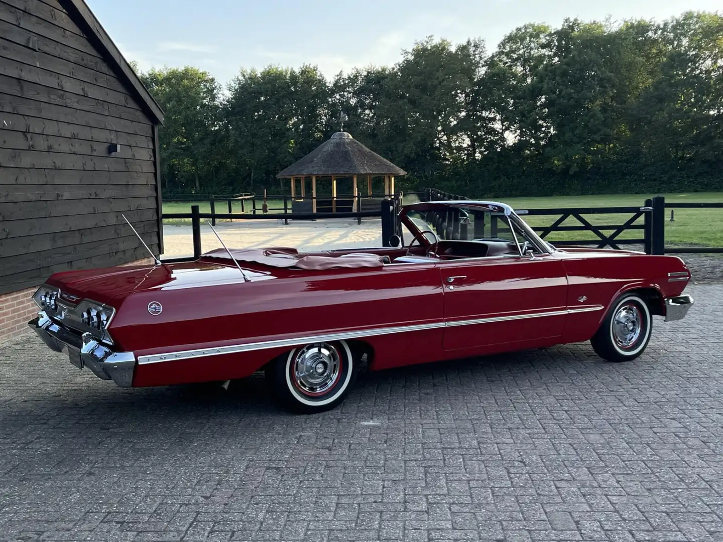 Chevrolet Impala SS Convertible 1963 Gerestaureerd NL-kenteken Rosso - 2