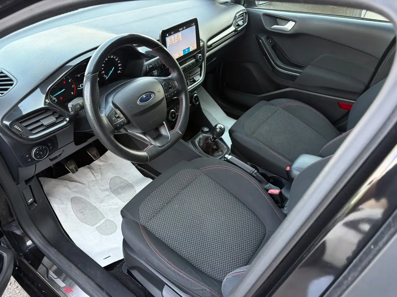 Ford Fiesta 1.0 EcoBoost Hybrid 125CV S&S ST-Line, миниатюра 17