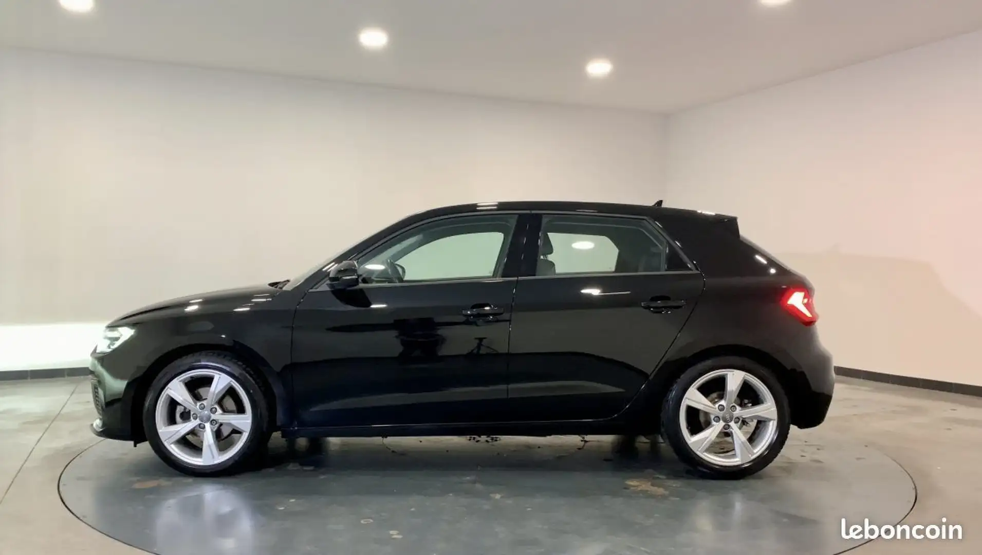 Audi A1 35 TFSI 150ch Design Luxe S tronic 7 Nero - 2