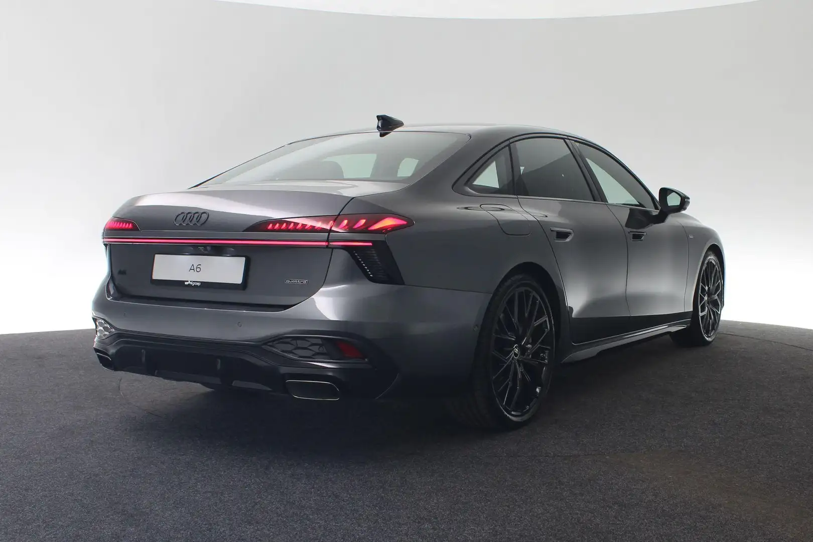 Audi A6 Limousine e-hybrid quattro 299 PK Edition one | Ed Gris - 2