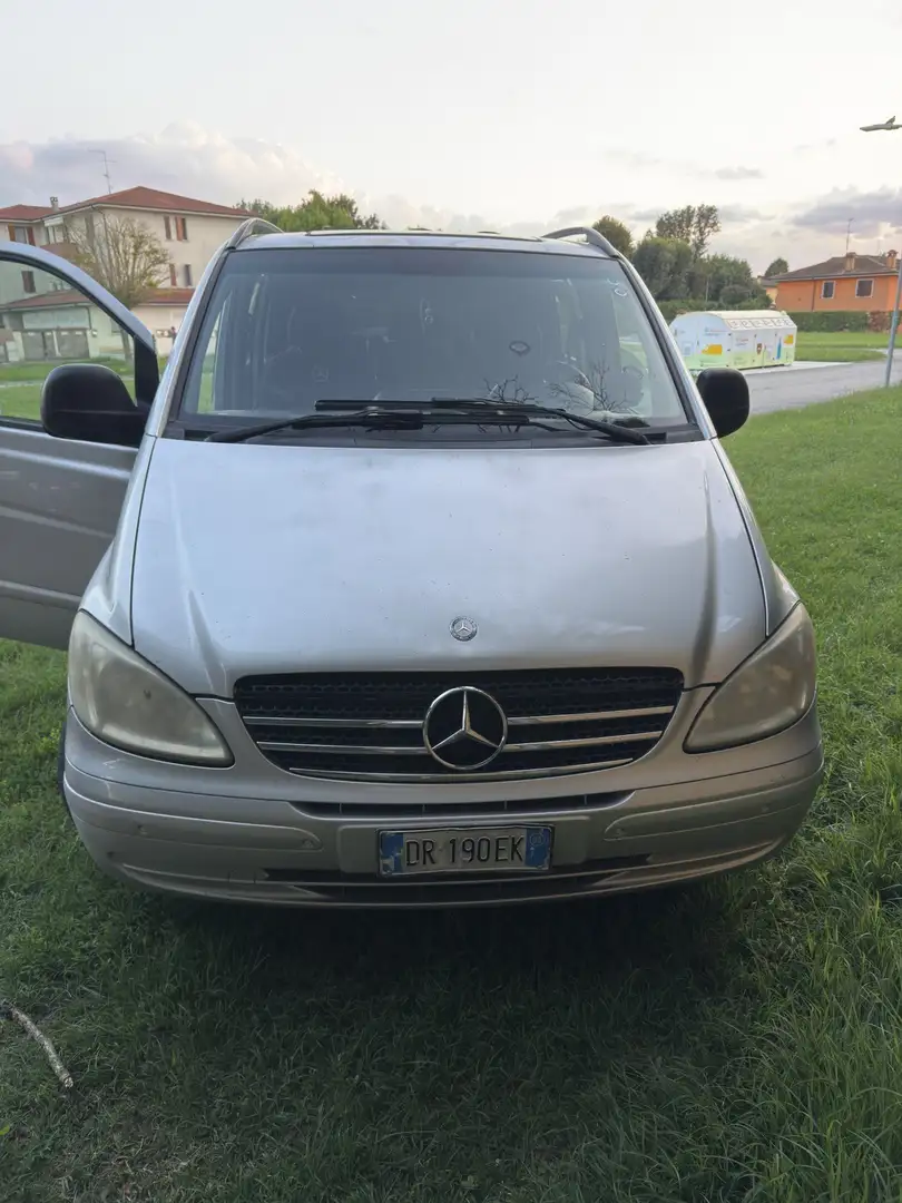 Mercedes-Benz Vito 115 CDI 4MATIC Long Argento - 1