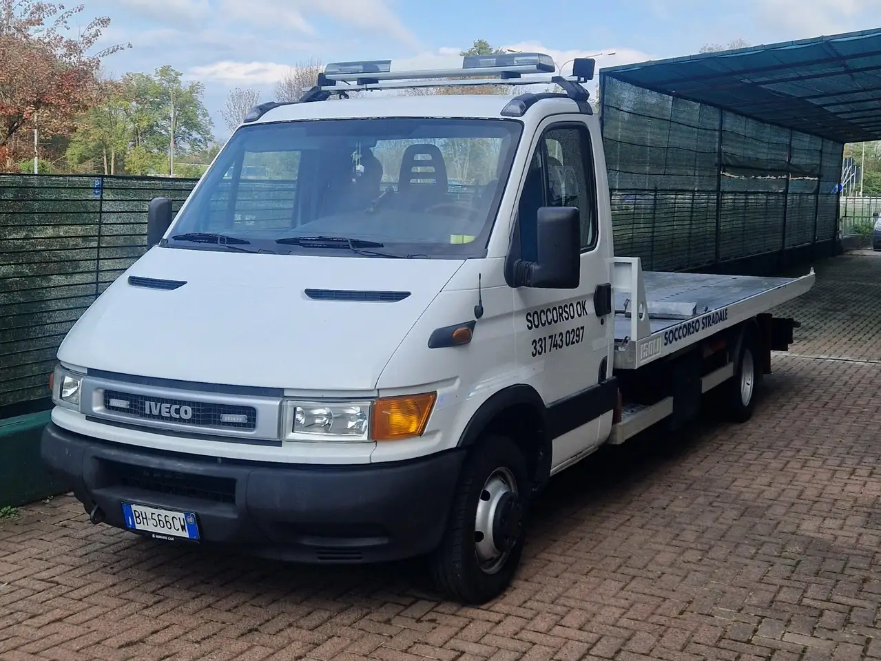 Iveco Daily CARRO ATTREZZI PATENTE C, foto 3