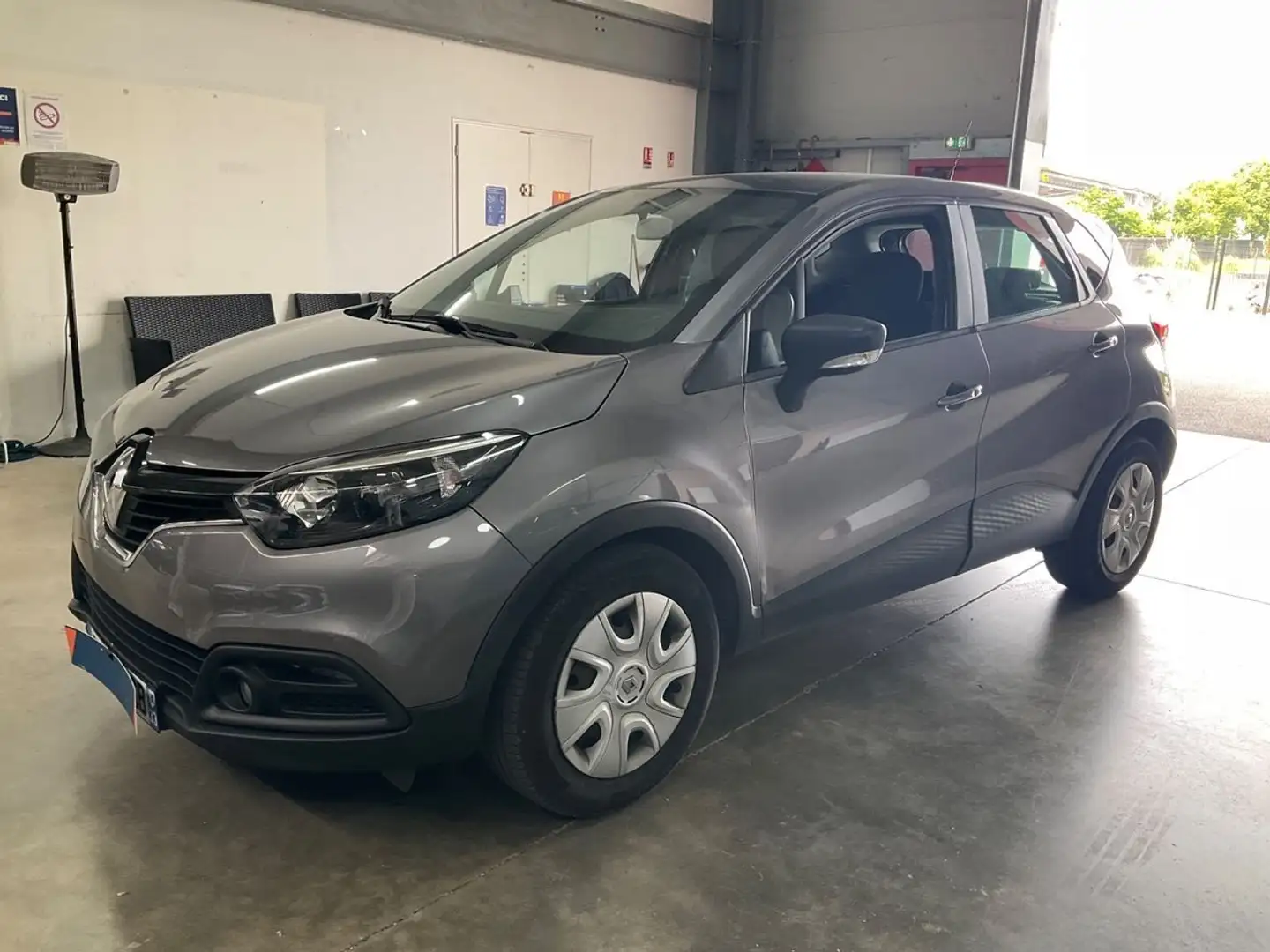 Renault Captur 0.9 TCE 90CH STOP\u0026START ENERGY LIFE ECO² Gris - 1