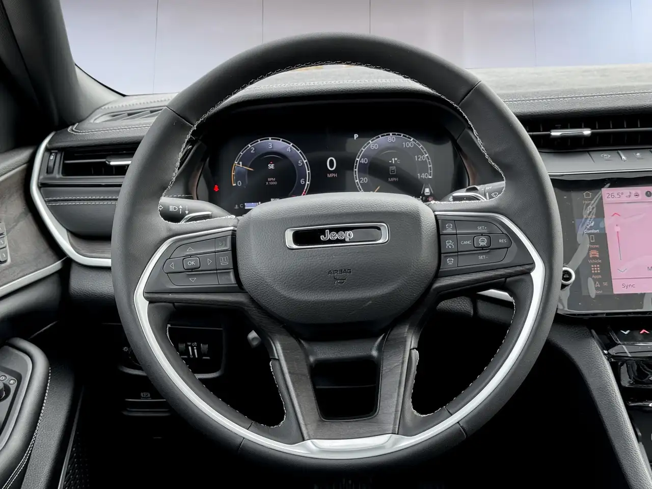 Jeep Grand Cherokee снимка Jeep Grand Cherokee