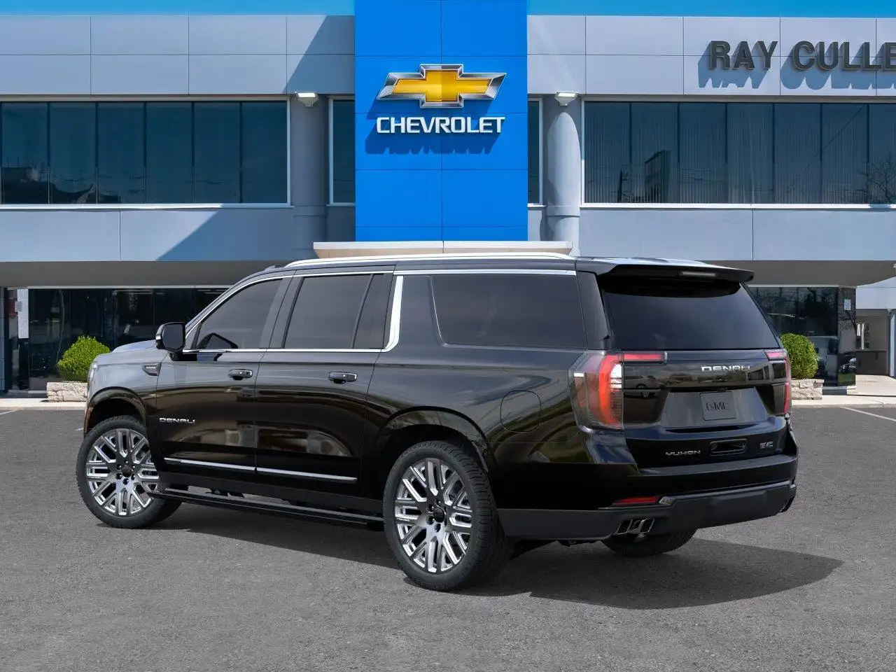 GMC Yukon снимка GMC Yukon