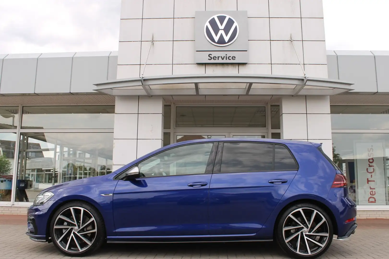 Volkswagen Golf VII R 2.0 TSI 4Motion DSG Blau - 2