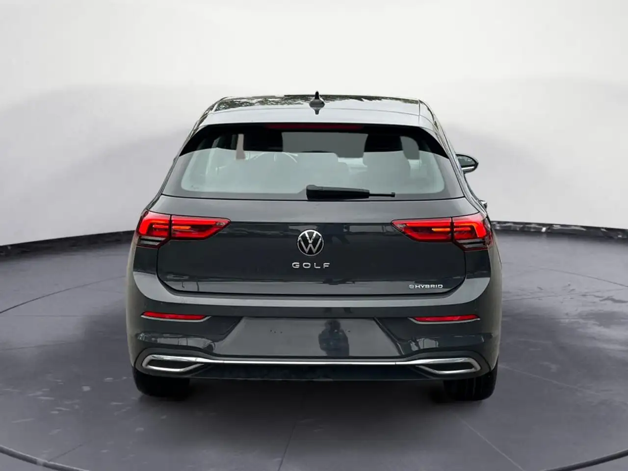 Volkswagen Golf Standard Model — photo 4