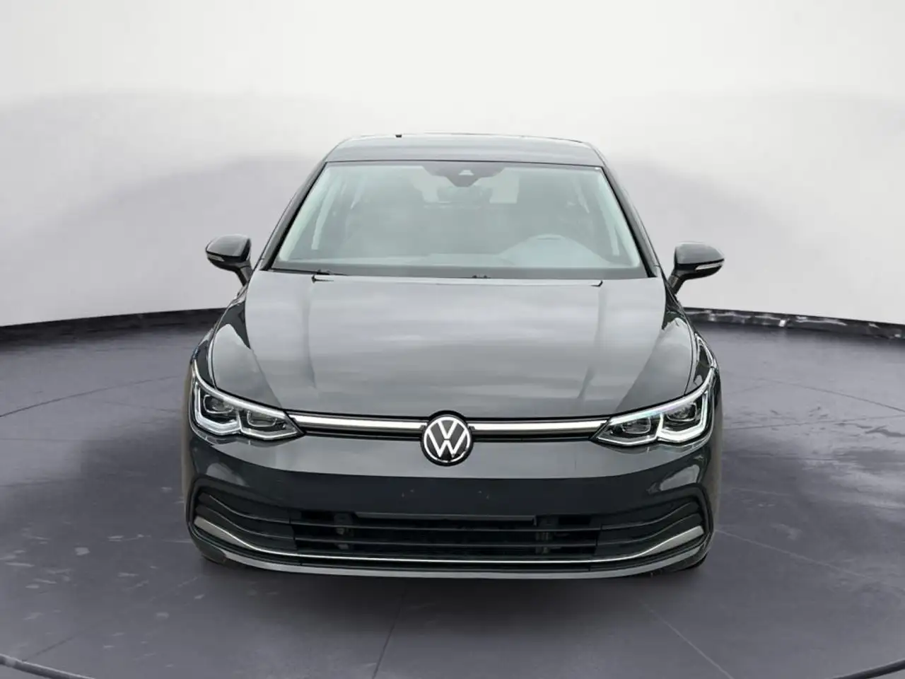 Volkswagen Golf Standard Model — photo 8