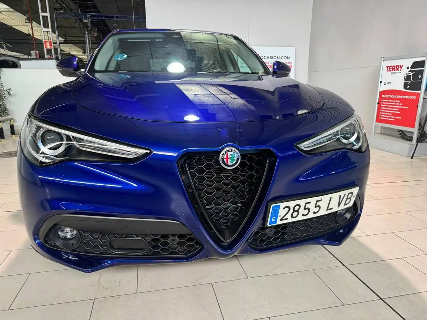 Alfa Romeo Stelvio 2.2 Sprint + Q4 190 Aut. Bleu - 2