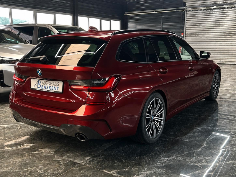 BMW 330 i Touring M SPORT* — photo 18