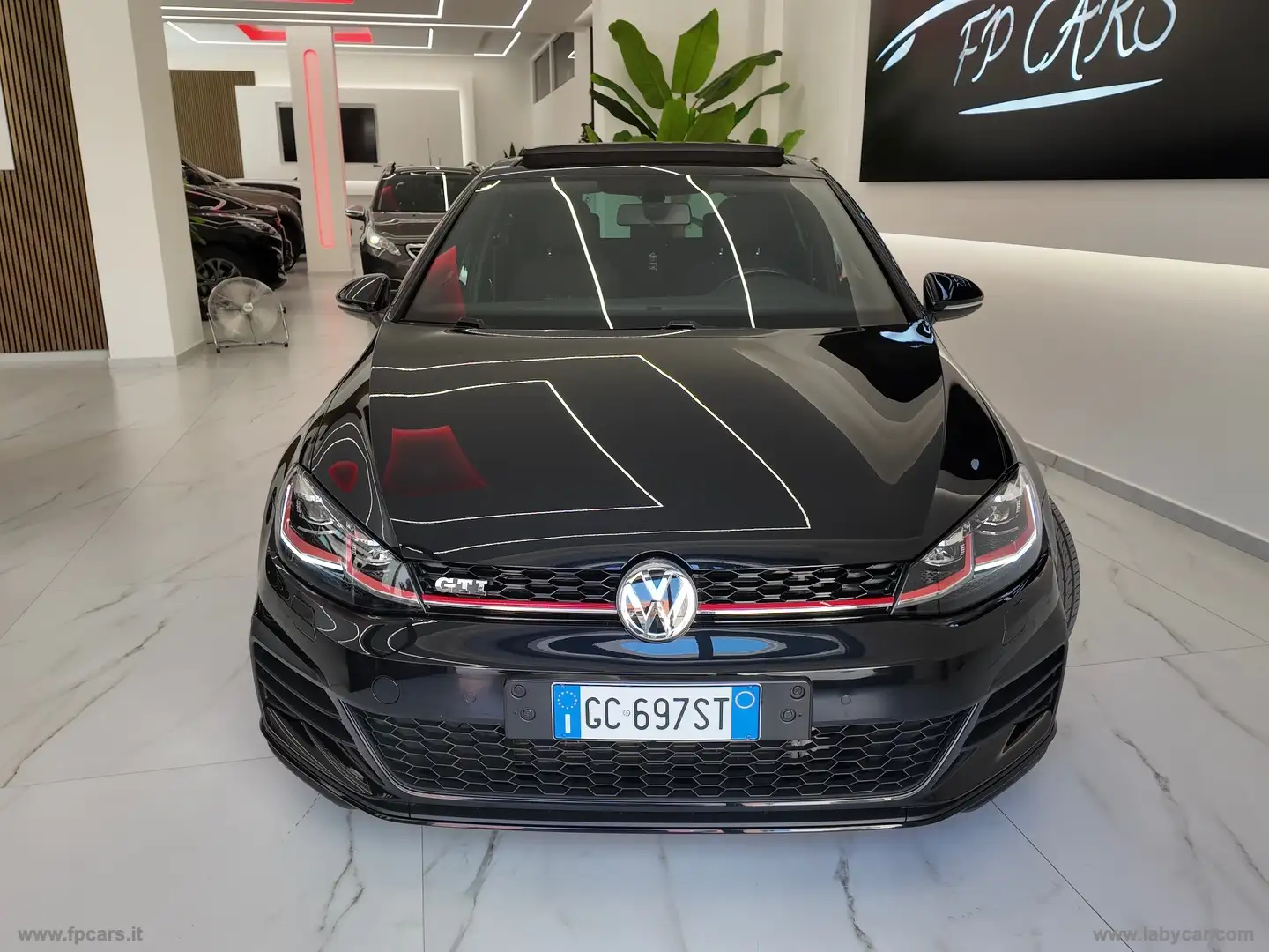 Volkswagen Golf GTI Performance 2.0 TSI 5p. BMT TETTO APRIBI. Nero - 2
