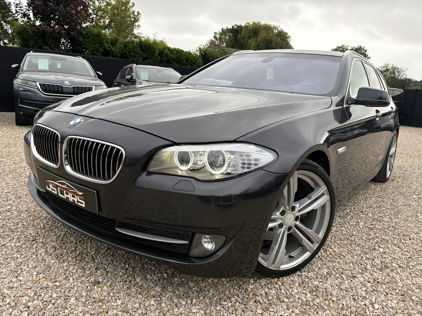 BMW 520 Touring 520DA*GPS*CUIR*PDC*XENON*LED*SIEGES CHAUFF Zwart - 1