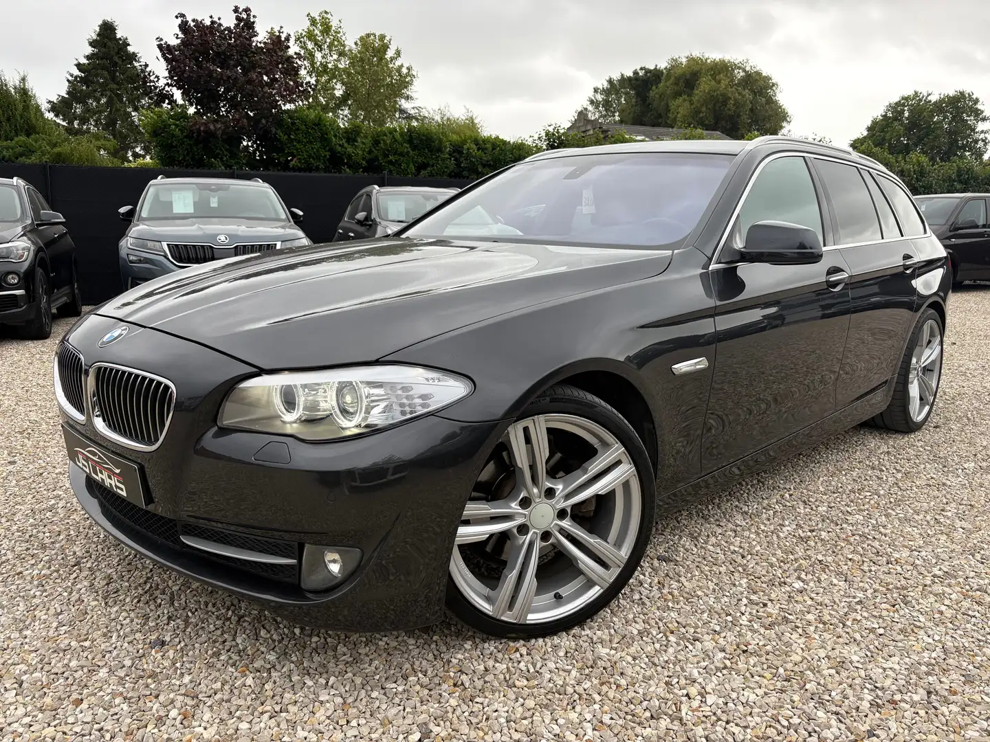 BMW 520 Touring 520DA*GPS*CUIR*PDC*XENON*LED*SIEGES CHAUFF Zwart - 2