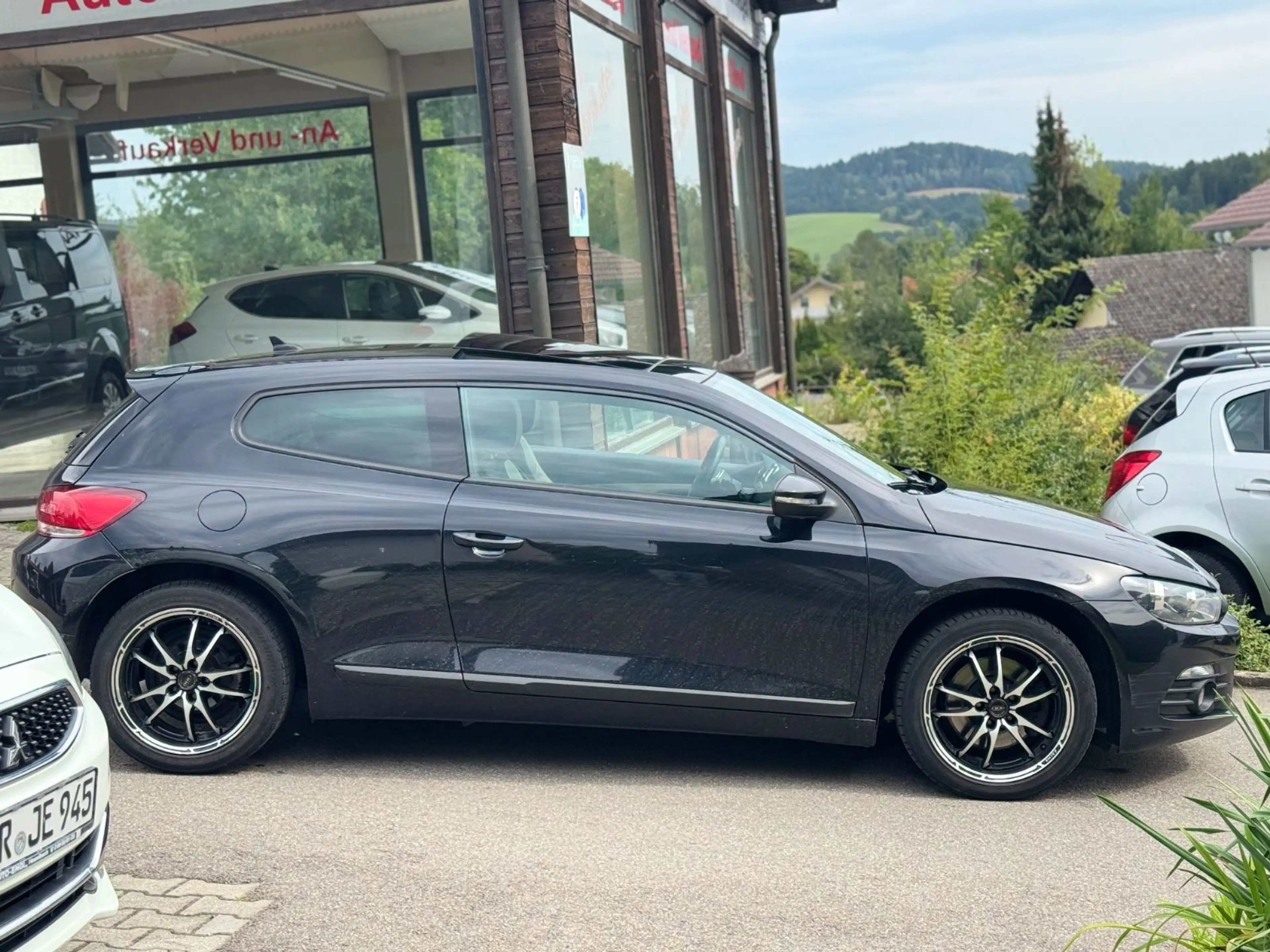 Volkswagen Scirocco 2.0 TSI 147 kW — photo 8