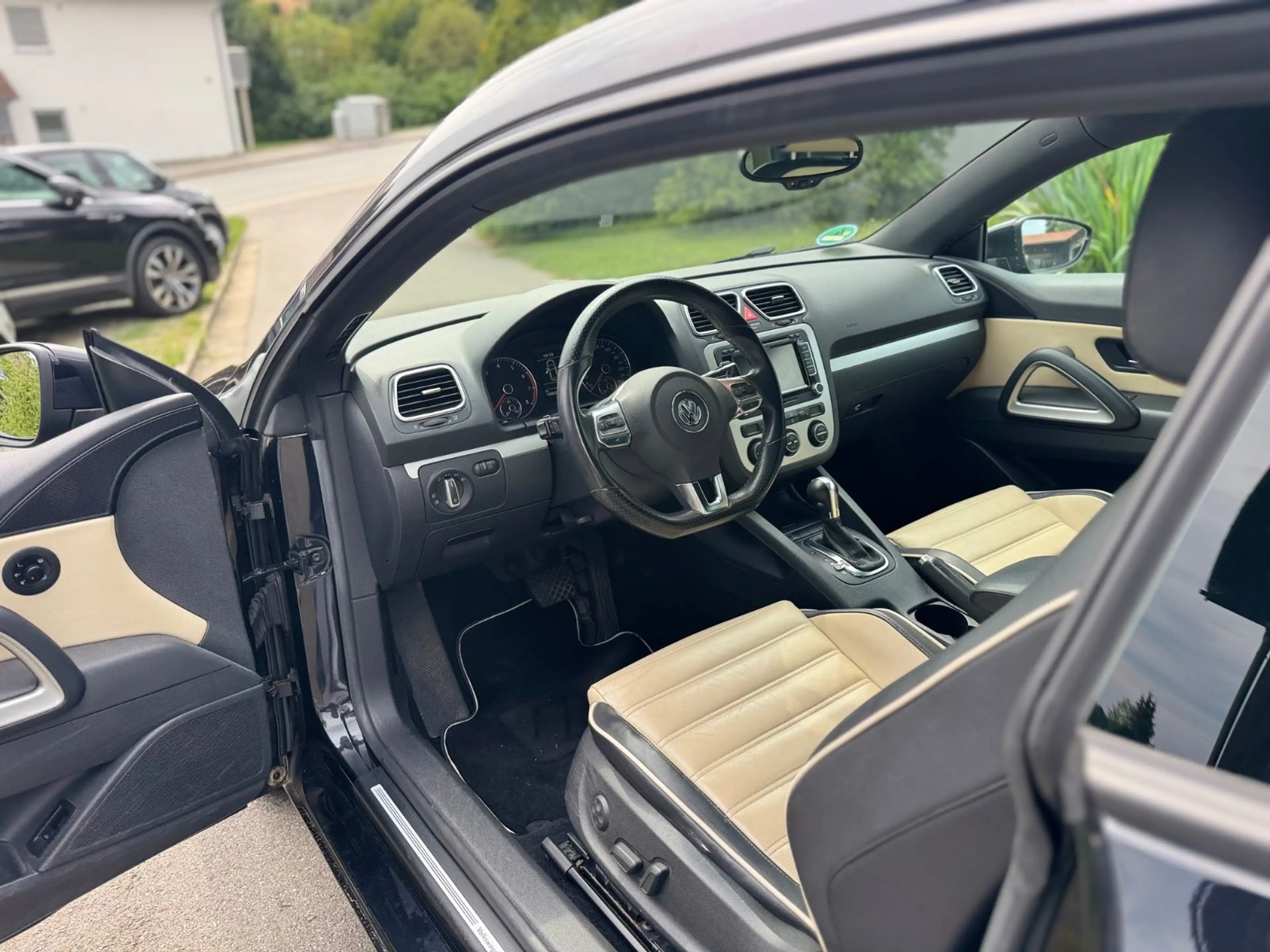 Volkswagen Scirocco 2.0 TSI 147 kW — photo 12