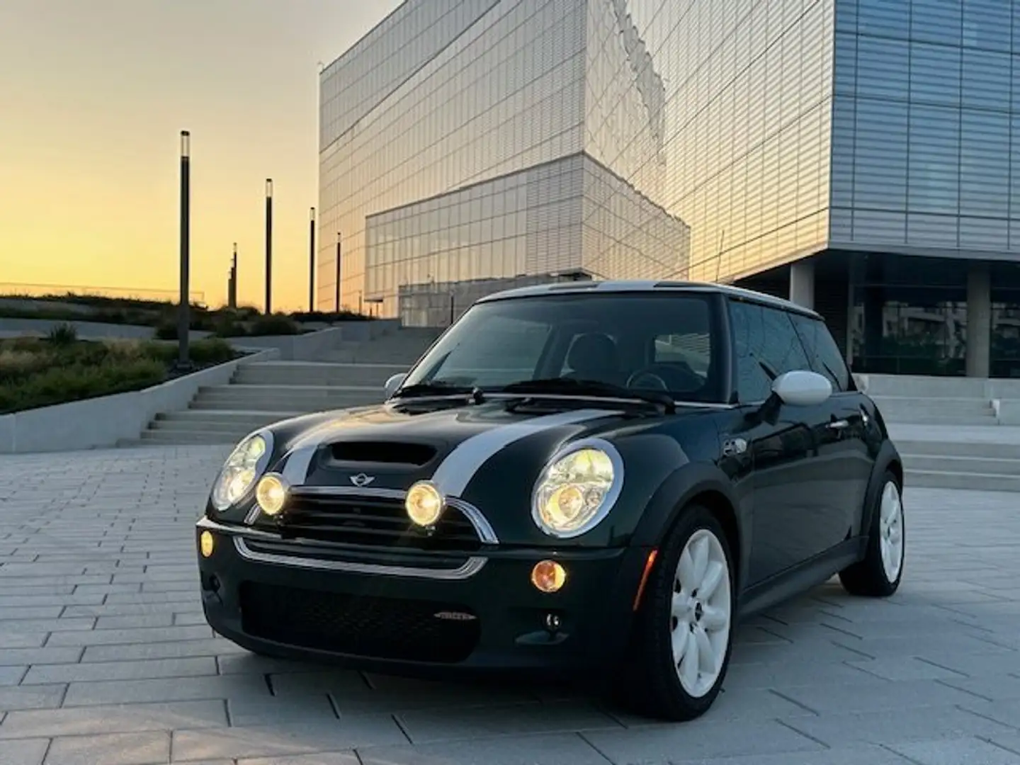 MINI John Cooper Works Mini 1.6i - 208 bhp Cooper S JCW Verde - 1