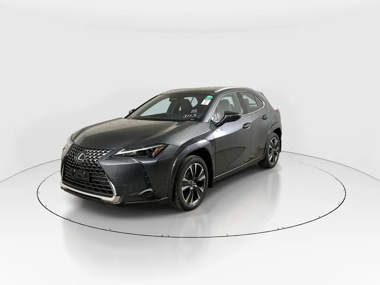 Lexus UX 300h снимка Lexus UX 300h