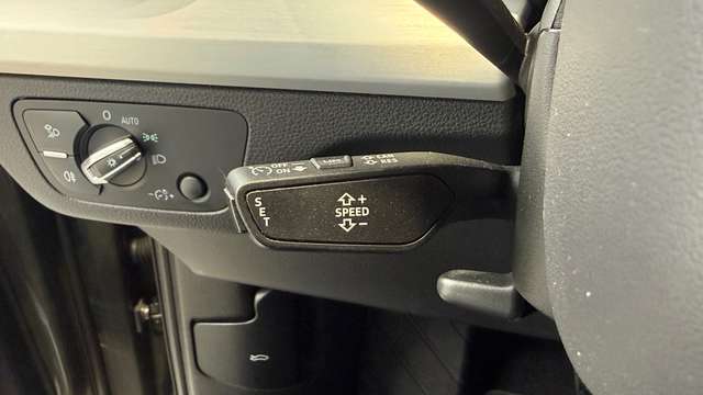 Audi Q5 — photo 19