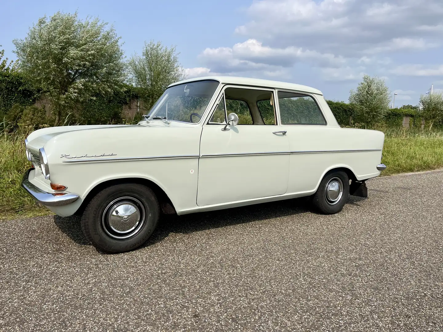 Opel Kadett 1.0 Grijs - 1