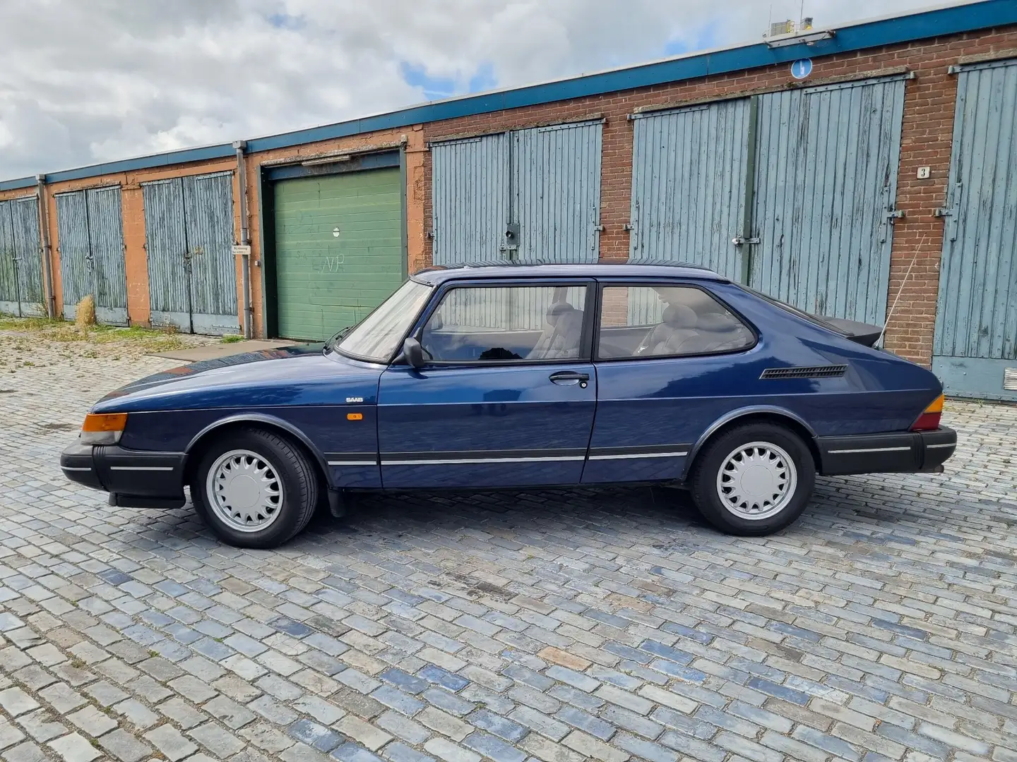 Saab 900 S 2.0 Blauw - 2