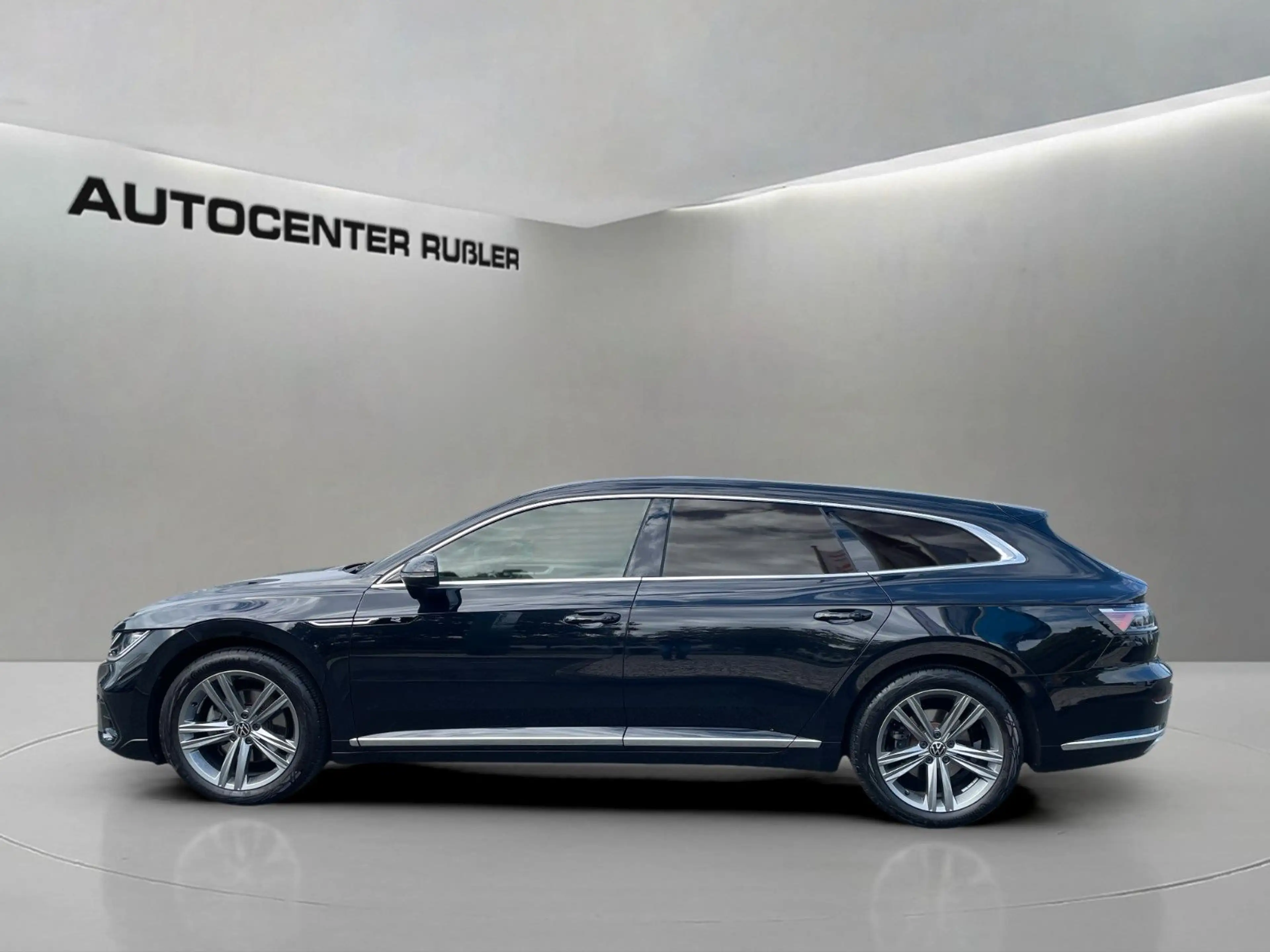 Volkswagen Arteon Shooting Brake R-Line, AHK, Kameras — photo 2