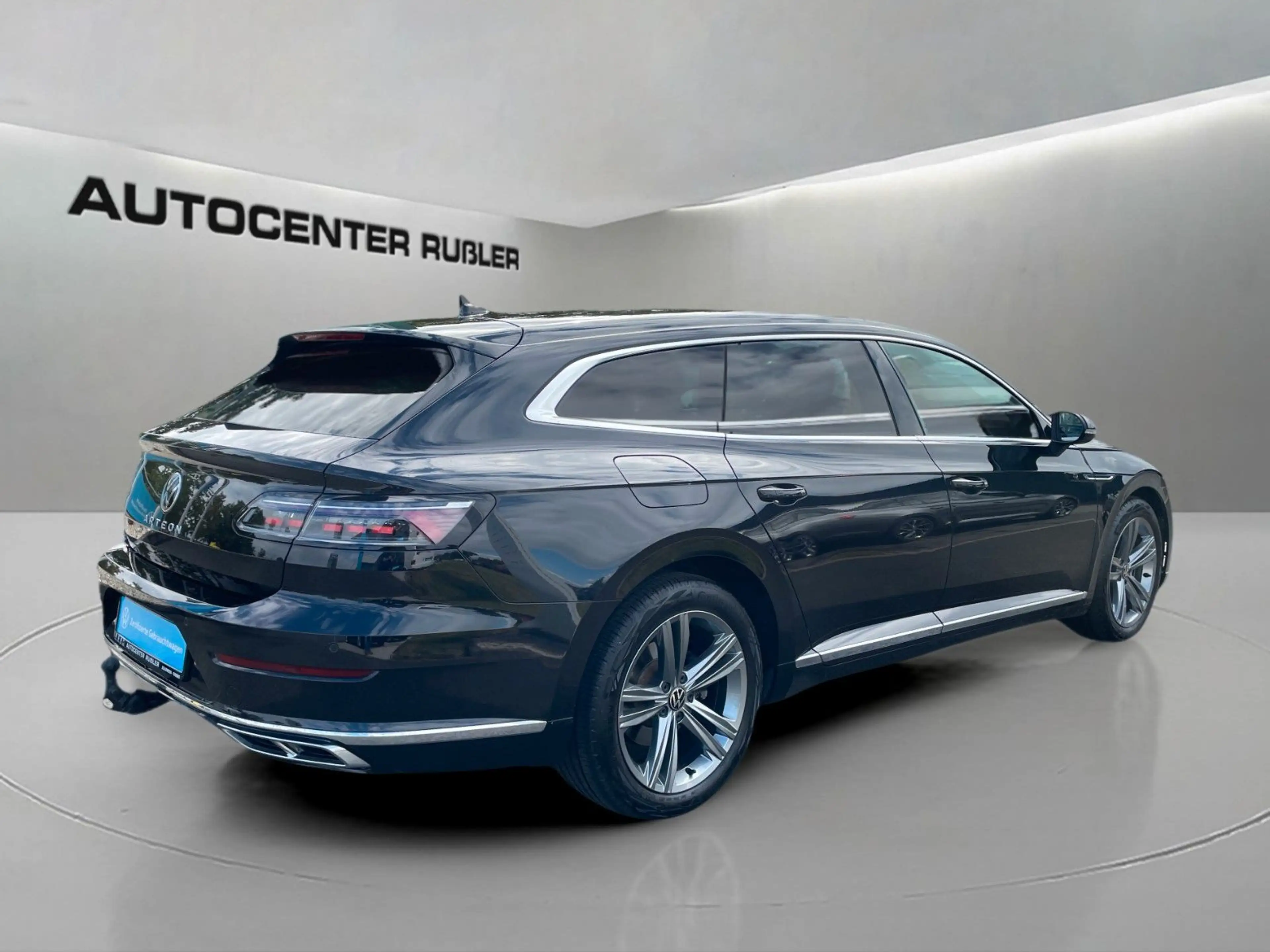 Volkswagen Arteon Shooting Brake R-Line, AHK, Kameras — photo 5
