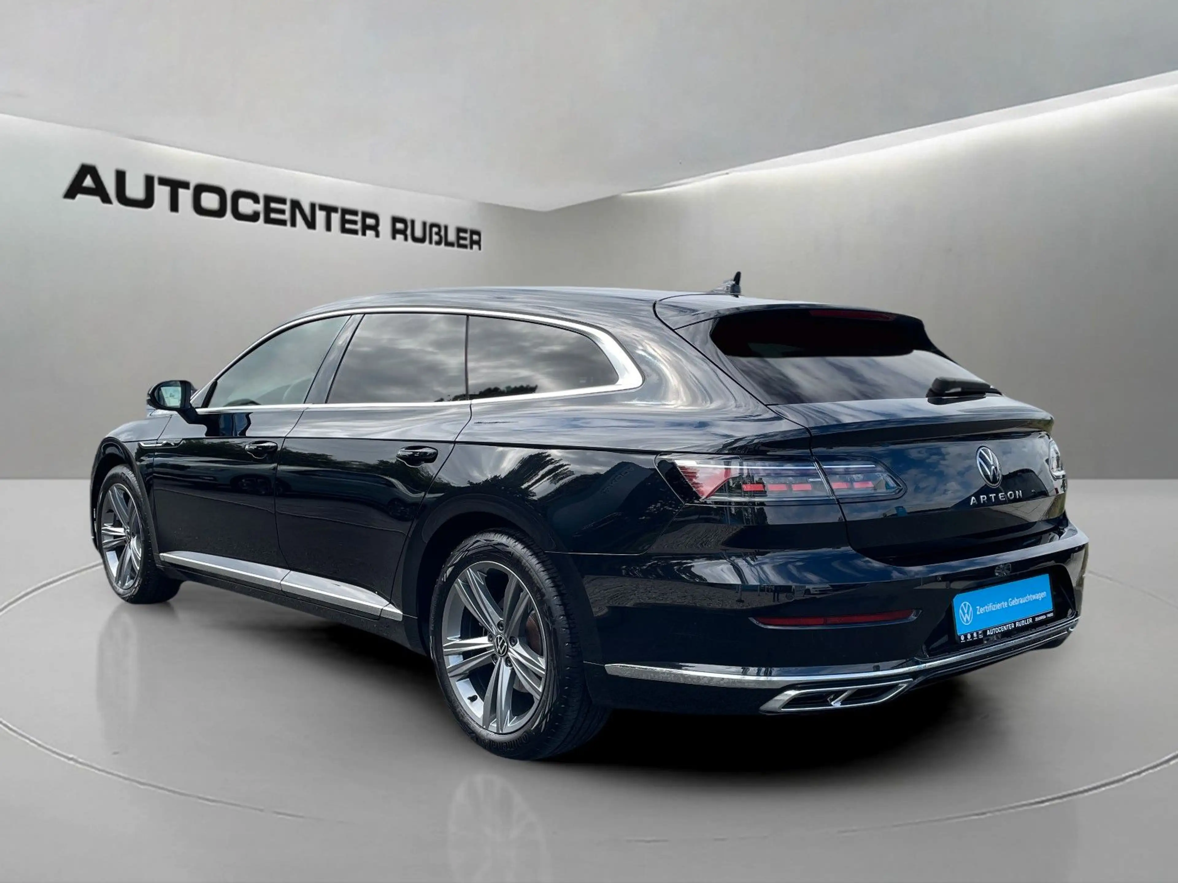 Volkswagen Arteon Shooting Brake R-Line, AHK, Kameras — photo 4