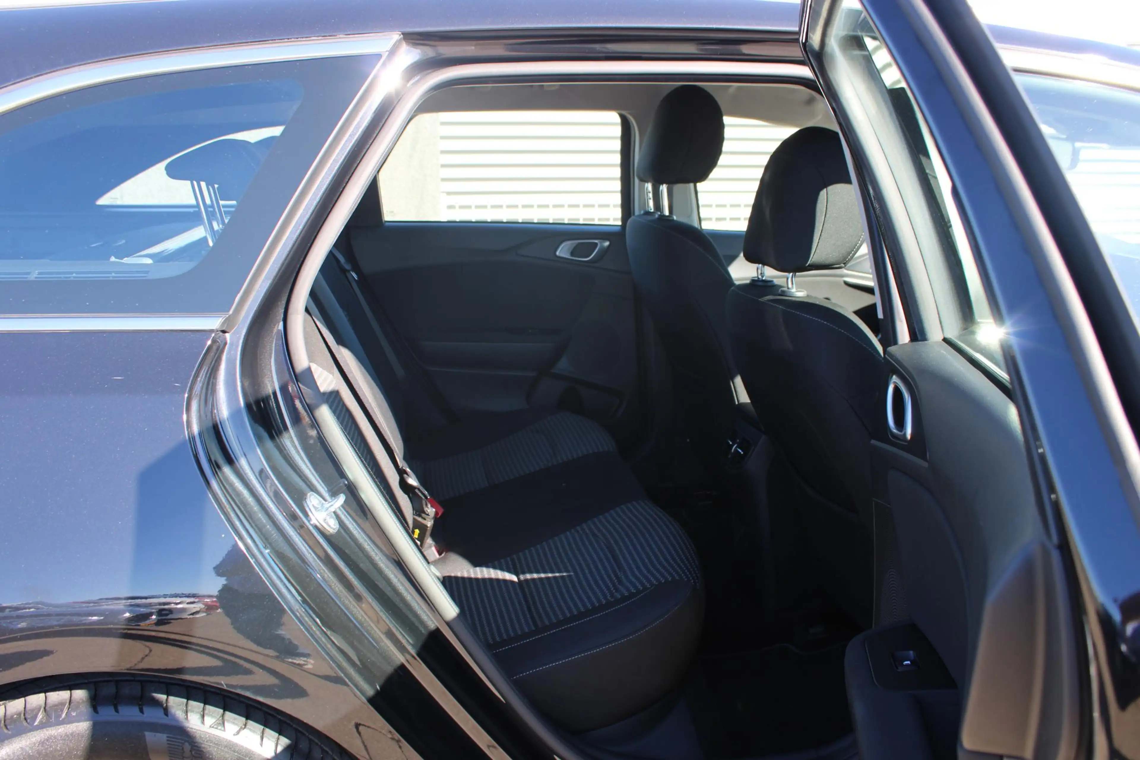 Kia Ceed SW / cee'd SW Sportswagon 1.5 T-GDi DynamicLine navigatie/ trekh — photo 10
