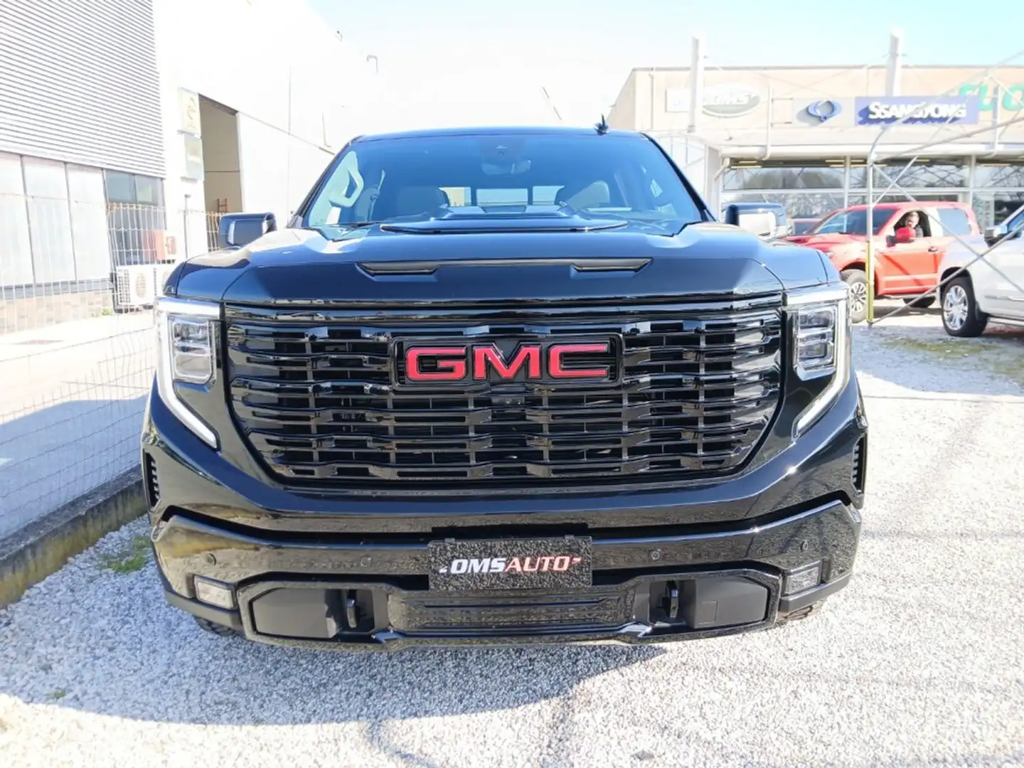 GMC Sierra 1500 4WD Crew Cab 6.2L EcoTec3 V8 DENALI - N1 Nero - 2