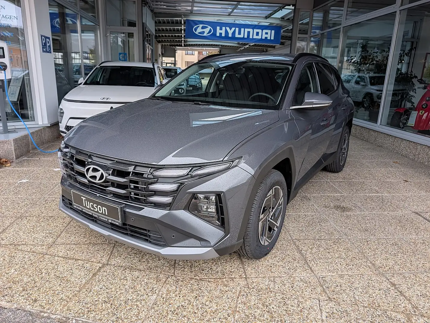 Hyundai TUCSON Tucson 1,6 T-GDI 48V 2WD Jubilé Grau - 2