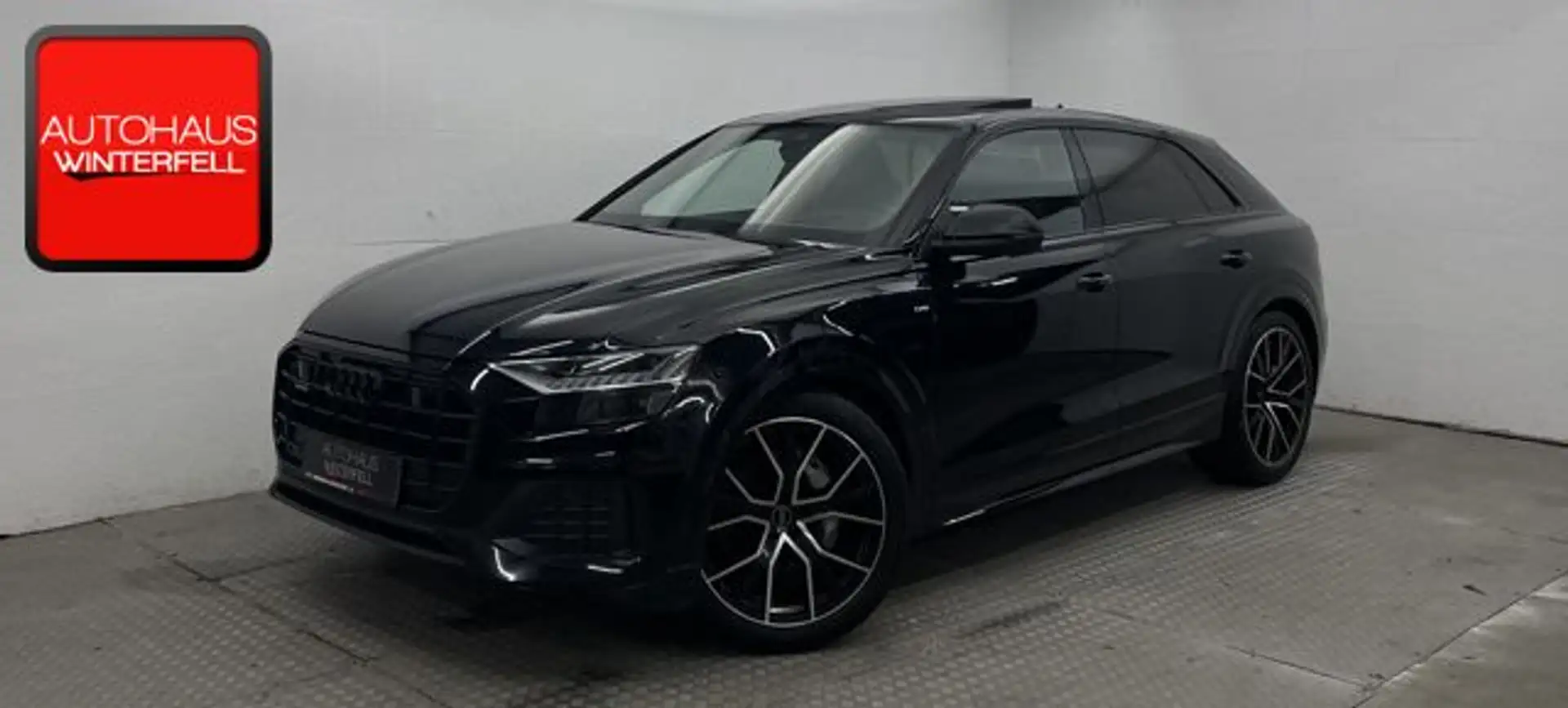 Audi Q8 50 TDI quattro S line PANO+AHK+LUFT+22Z+MEMO+ Чорний - 1