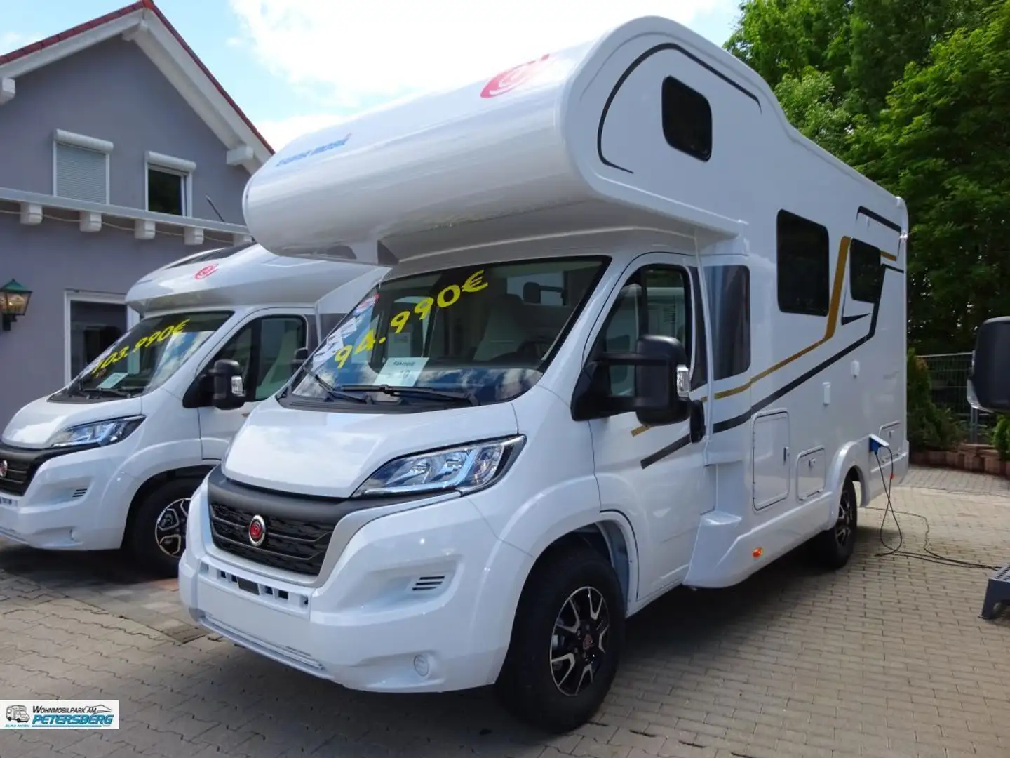 Euramobil Activa One 630 LS Mondial Edition Frühjahrs-Ange Weiß - 1